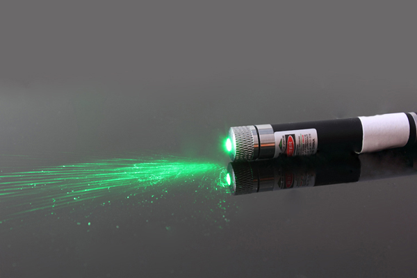 Puntatore laser 20mw verde